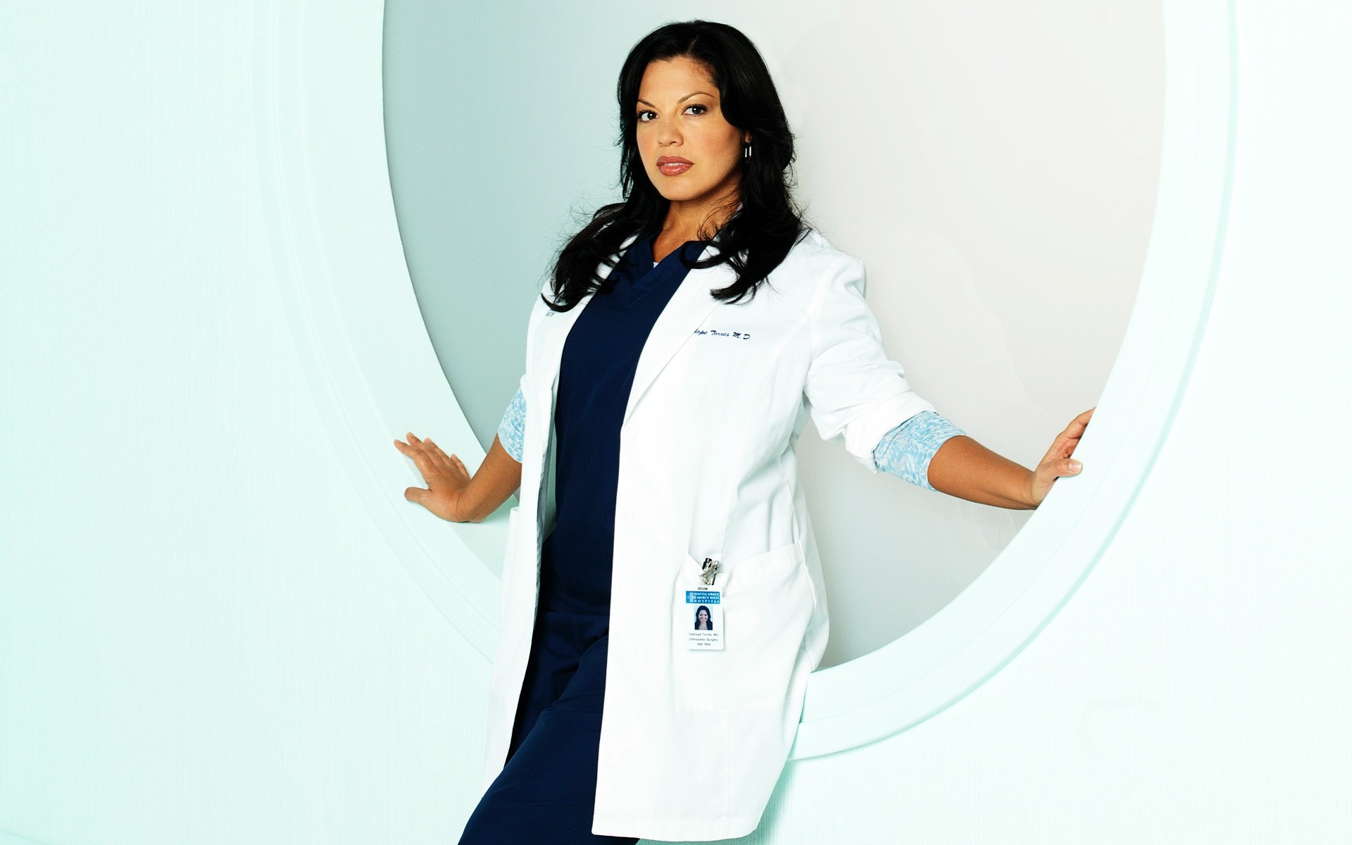 女人 成人 单 肖像 磨损 业务 格雷斯的解剖 妇女 女演员 名人 萨拉*拉米雷斯