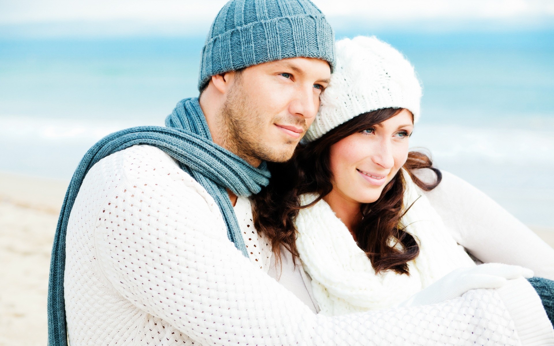 冬天 户外 寒冷 休息 女人 雪 盖 度假 自然 幸福 快乐 美丽 夏天 生活方式 女孩 肖像 成人 爱 微笑 脸 照片 壁纸