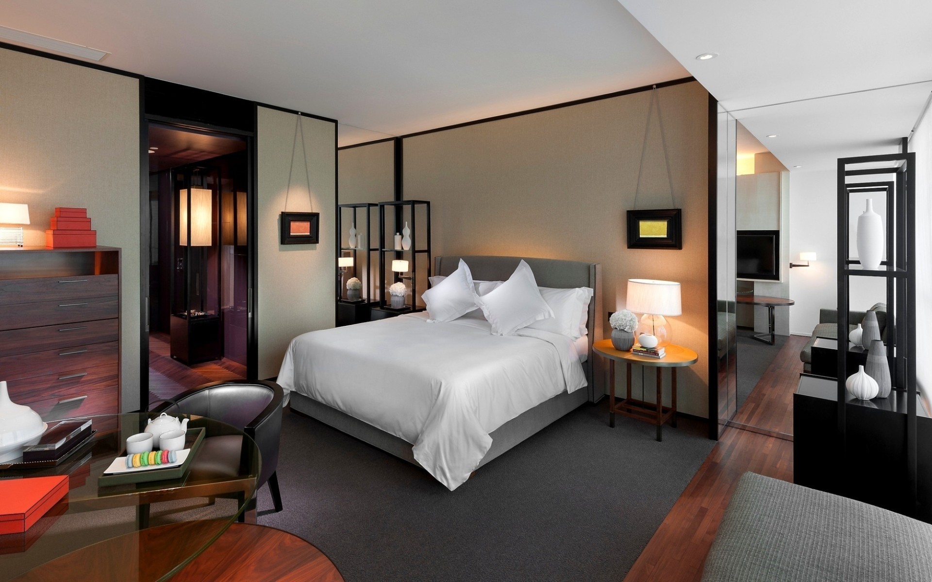 家具 房间 卧室 床 家居 室内 室内设计 灯 桌子 椅子 窗户 镜子 地毯 地板 房子 现代 地方 公寓 酒店 豪华 沙发 卧室设计