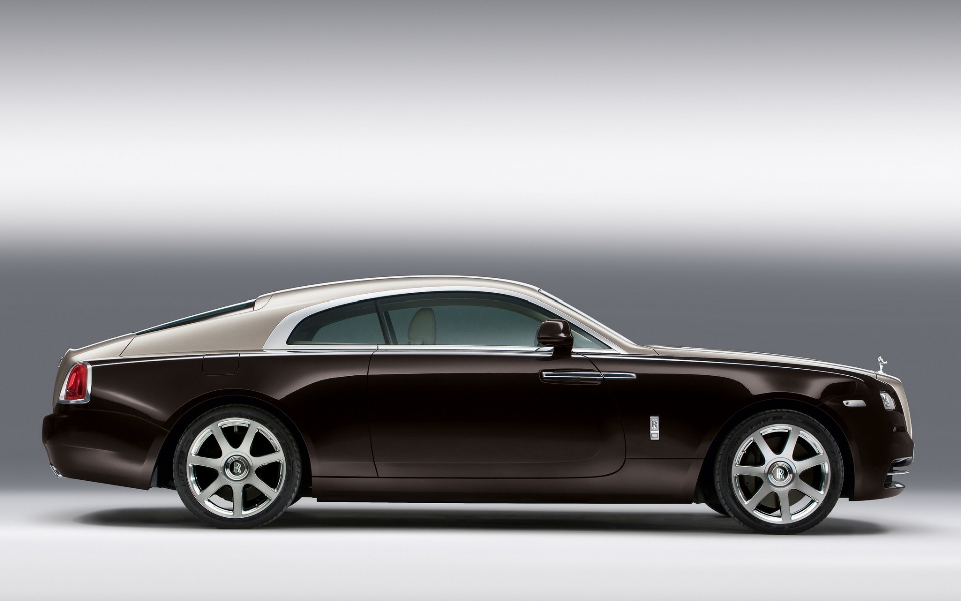 劳斯莱斯 汽车 汽车 汽车 车轮 coupe blackie fast noon sidewalk hurry asphalt transport system sedan hood disc rolls-royce wraith 肌肉车 豪华轿车 豪华轿车