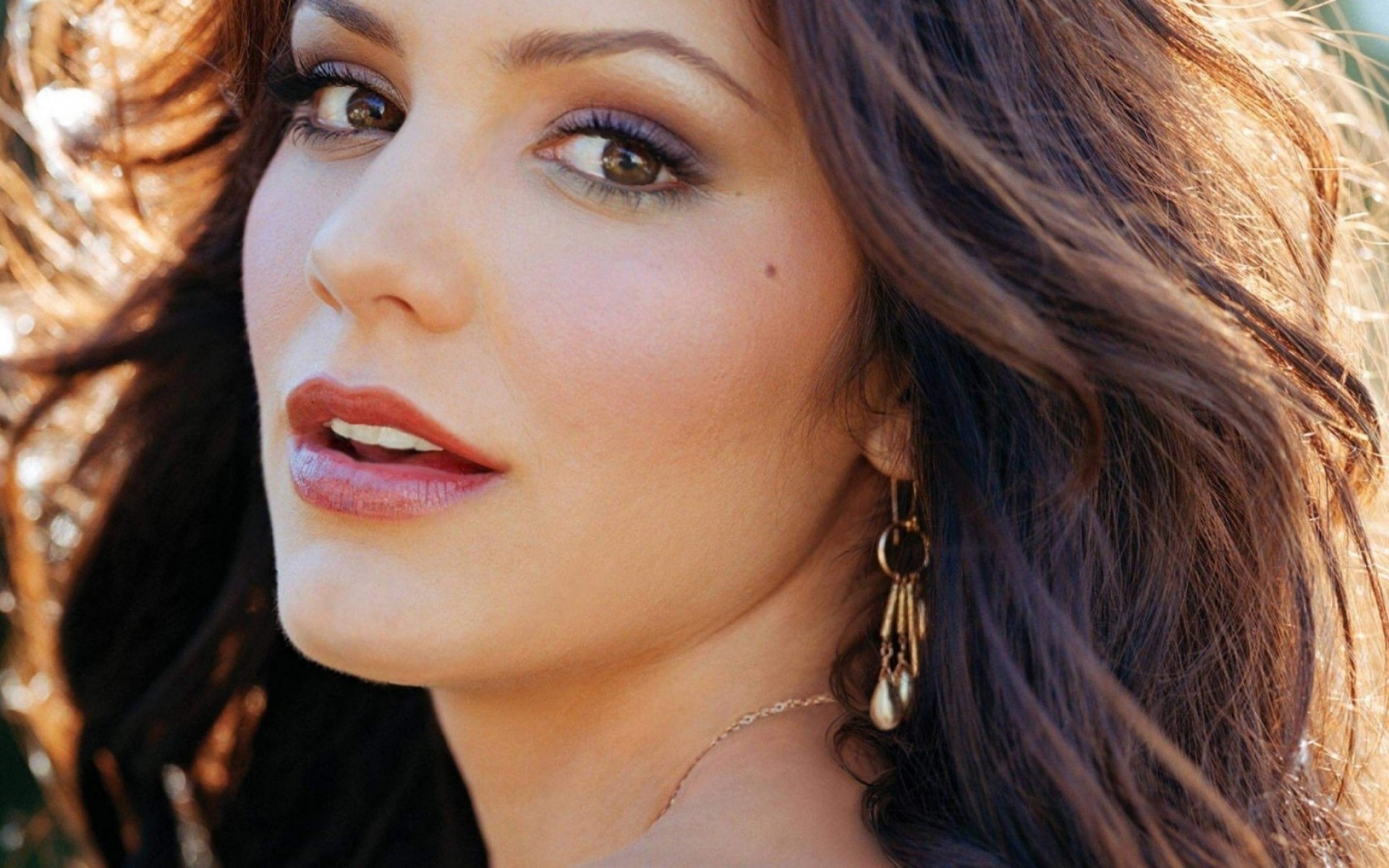 女人 时尚 肖像 模型 女孩 性感 魅力 漂亮 头发 美丽 眼睛 嘴唇 美国流行歌手 歌手 演员