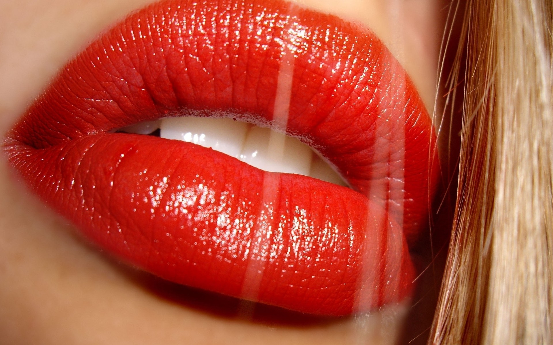 嘴唇 女人 口红 魅力 时尚 性感 明亮 皮肤 漂亮 牙齿 女人 美丽 金发