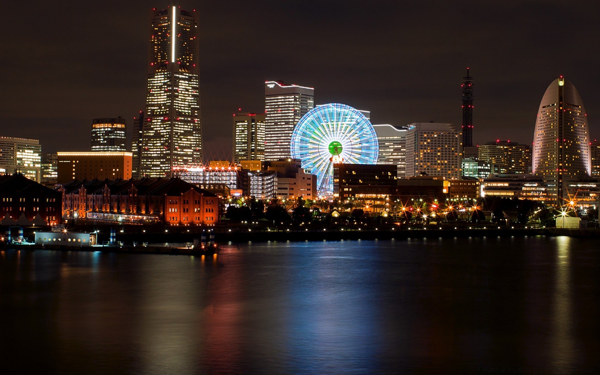 其他城市 城市 城市 建筑 暮光之城 旅游 天际线 家 晚上 照明 摩天大楼 河流 商业 水 城市 现代 办公室 天空 反射 市中心 塔