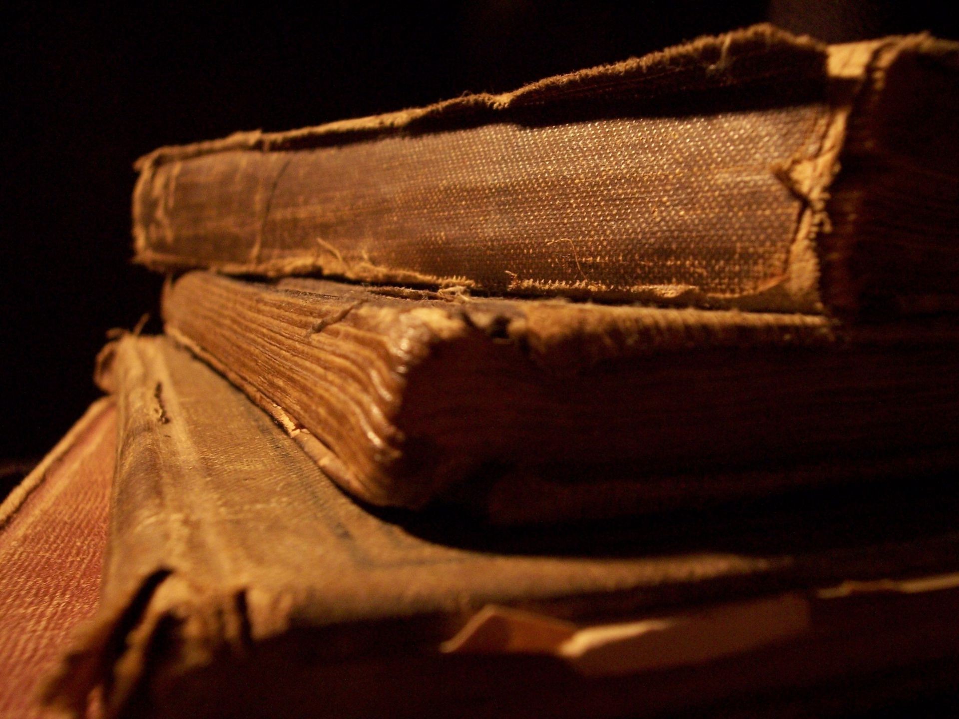 静物 磨损 一个 皮肤 旧的 书 黑暗的 男人