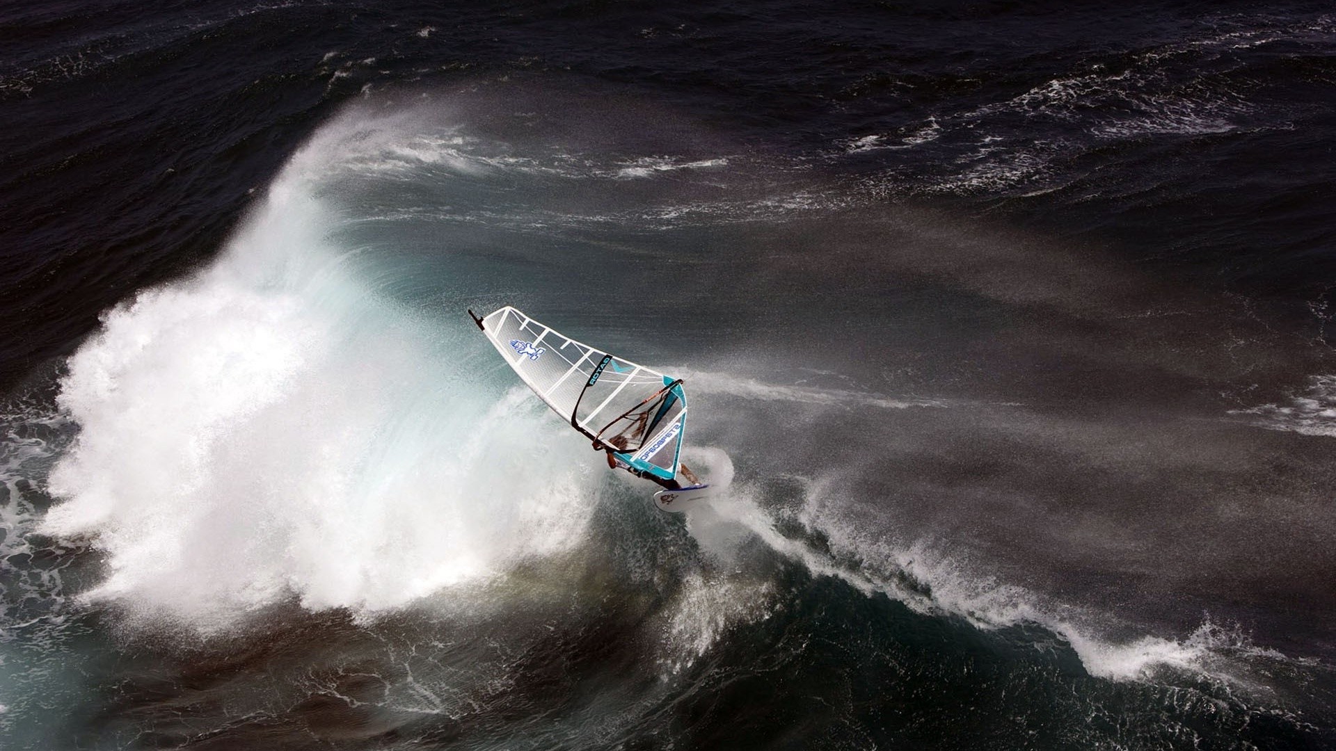 水 海洋 风暴 运动 行动 冲浪 海 飞溅 波浪 喷雾 匆忙 海滩