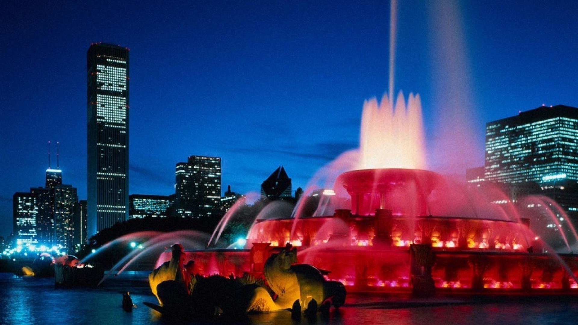 城市 城市中心 摩天大楼 城市 傍晚 黄昏 旅游 天际线 建筑 房子 城市 光 街道 日落 桥 水 反射 背光 河 天空